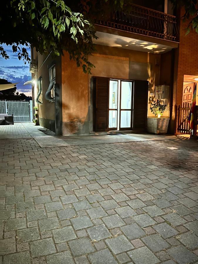 Monolocali B&B Santa Maria Apparente Civitanova Marche Luaran gambar