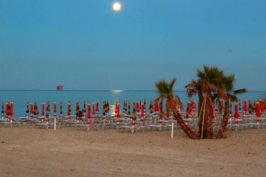 Monolocali B&B Santa Maria Apparente Civitanova Marche Luaran gambar