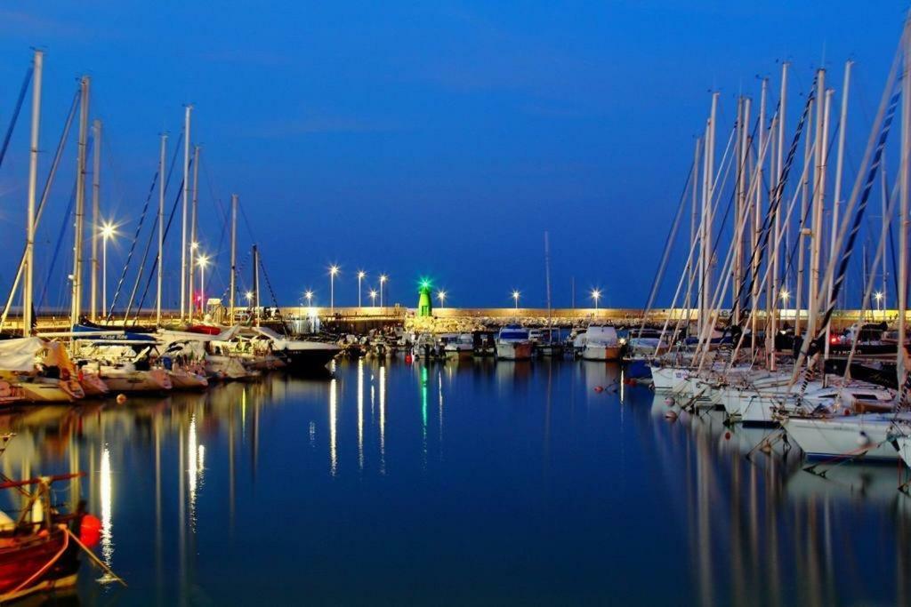 Monolocali B&B Santa Maria Apparente Civitanova Marche Luaran gambar