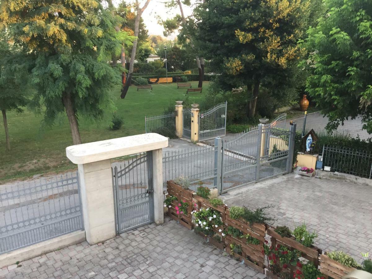 Monolocali B&B Santa Maria Apparente Civitanova Marche Luaran gambar